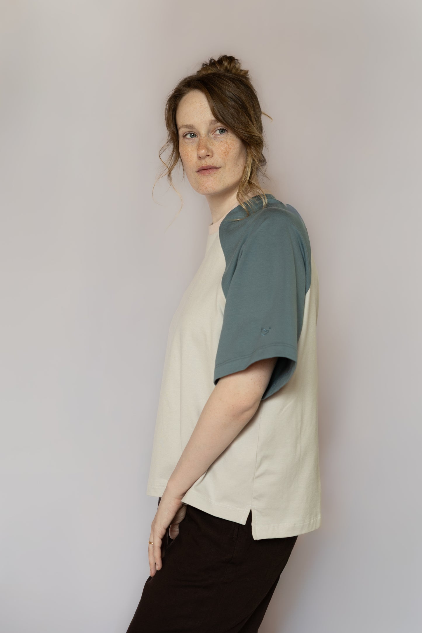 Asta T-shirt 240 gsm (mindre fejl)